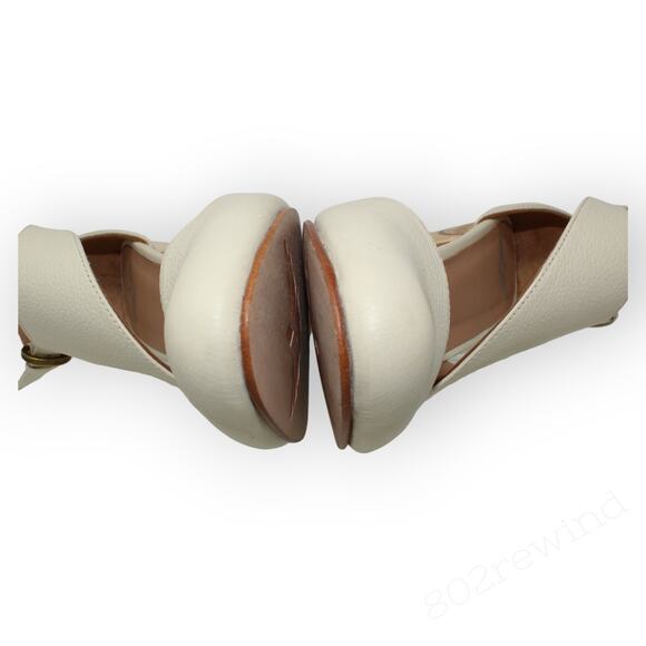 EU 38 ~ US 7.5 FORTRESS Luna Naya Asymmetric CutOut Pump PebbledIvory - Picture 7 of 14